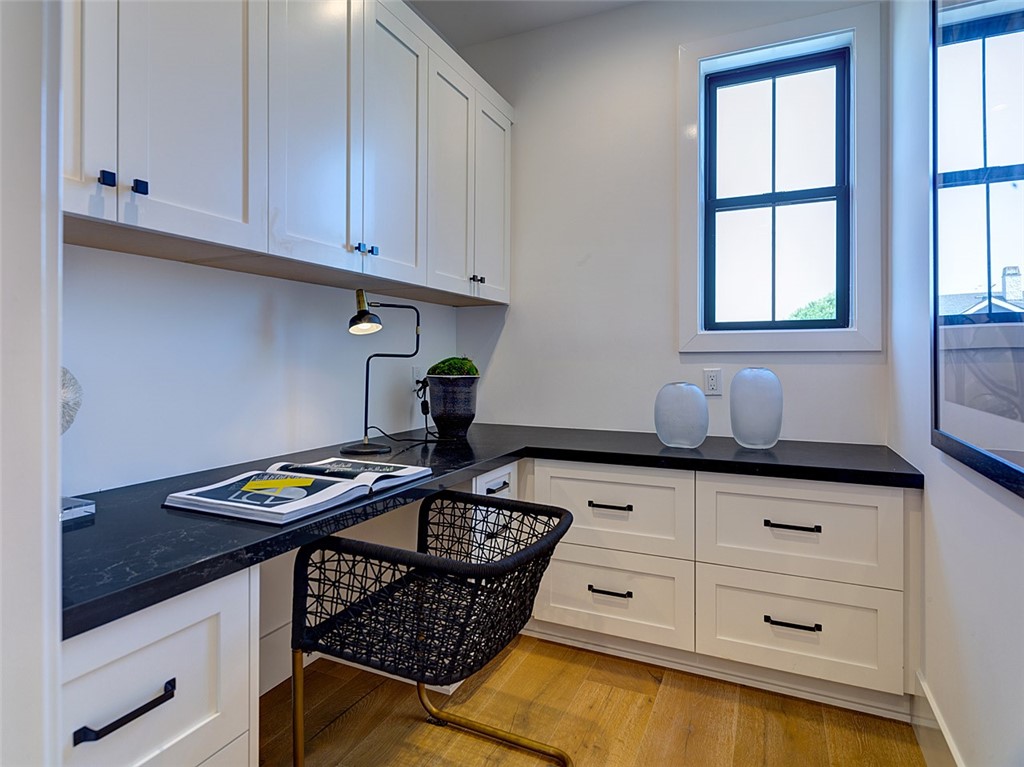 Newport Heights (NEWH) - Residential