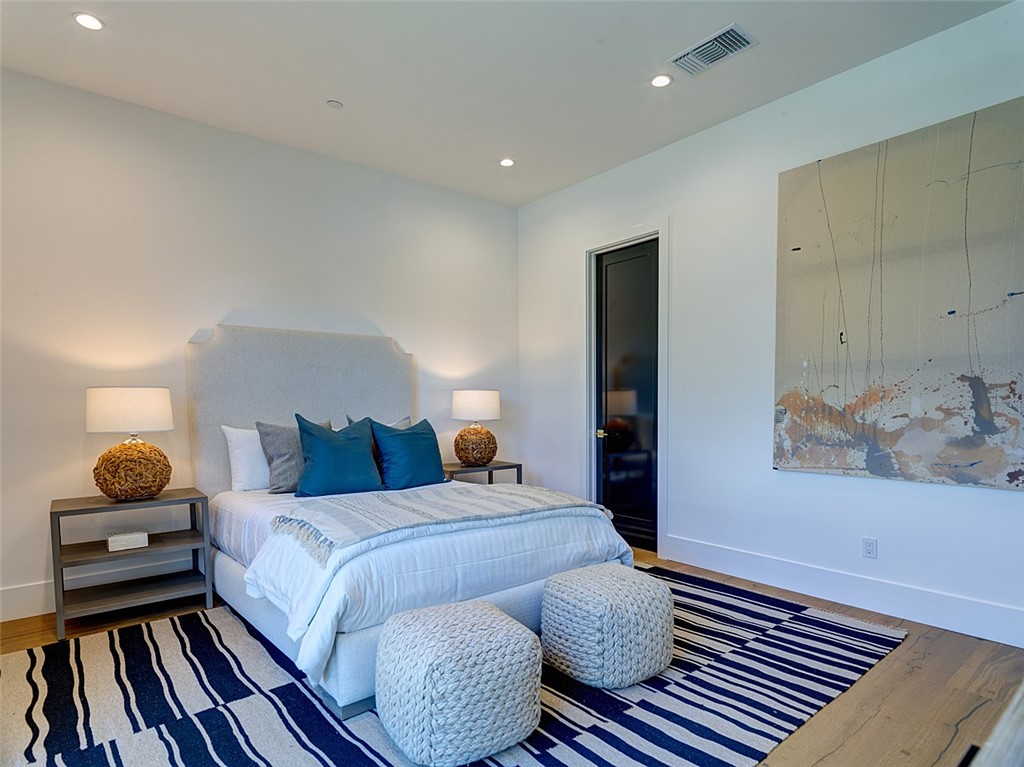 Newport Heights (NEWH) - Residential