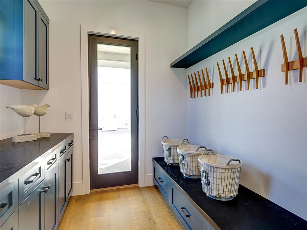 Newport Heights (NEWH) - Residential