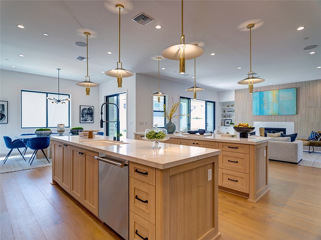 Newport Heights (NEWH) - Residential