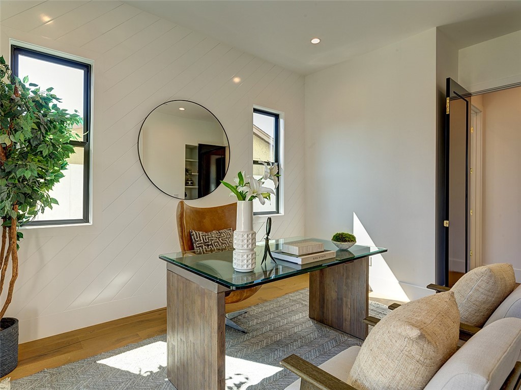 Newport Heights (NEWH) - Residential