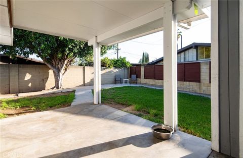 A home in La Mirada