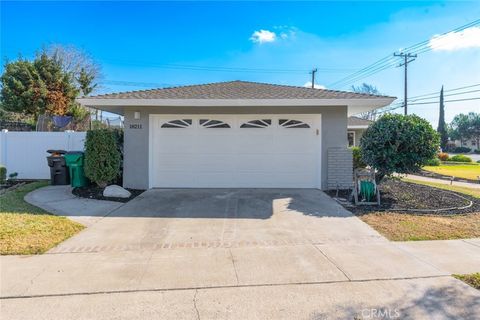 A home in North Tustin