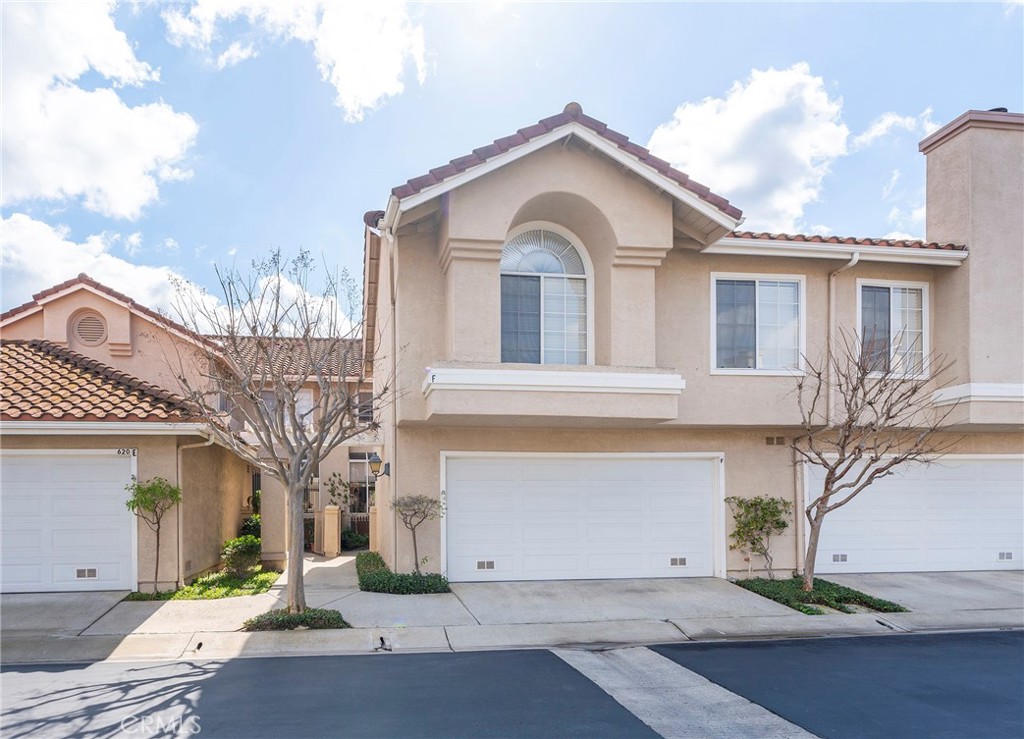 View Simi Valley, CA 93065 townhome