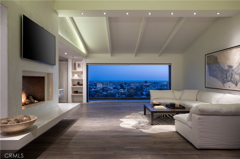 Kings Road (KGRD) - Residential