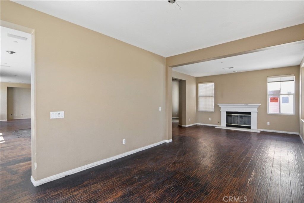 listing image 130720183263515778978