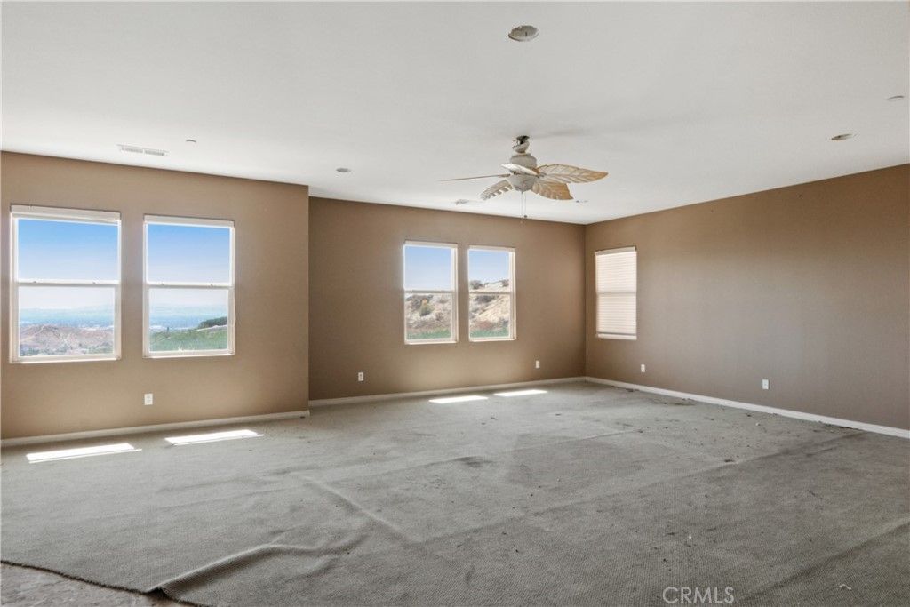 listing image 130726652040622188984