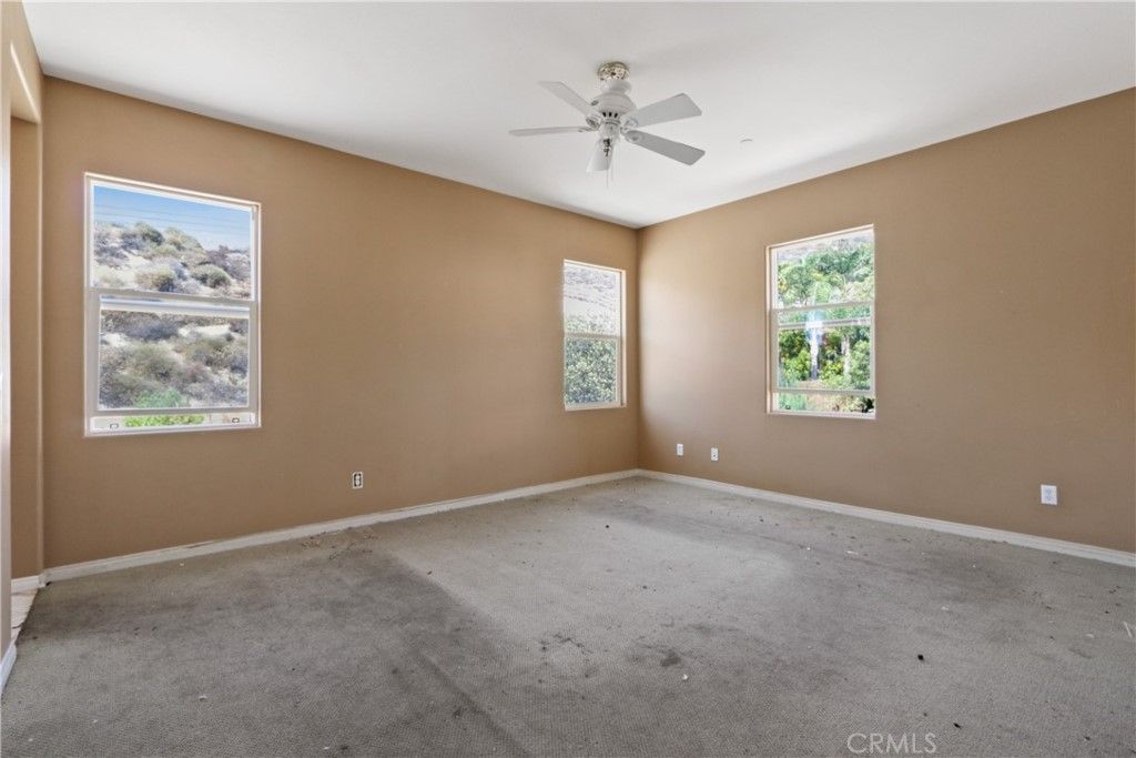 listing image 130720295874732718176