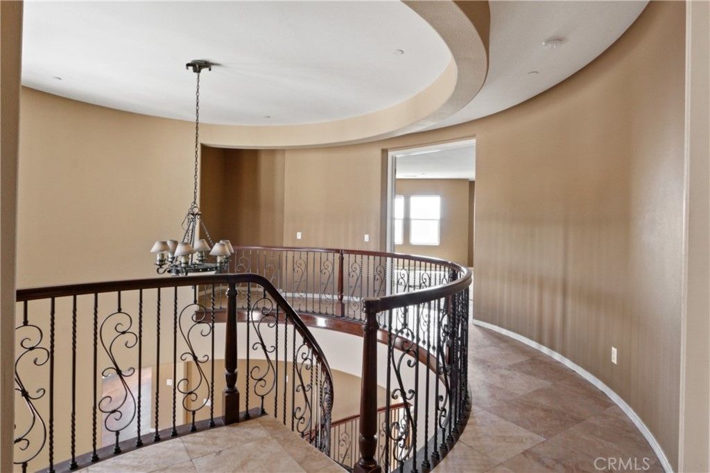 listing image 130729926000455988760