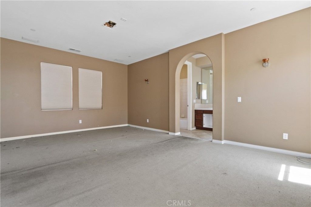 listing image 130721424757182065711