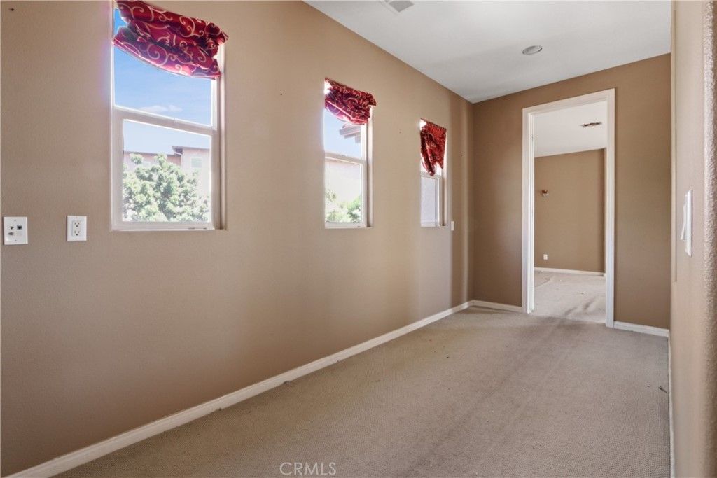 listing image 130722943429218990048