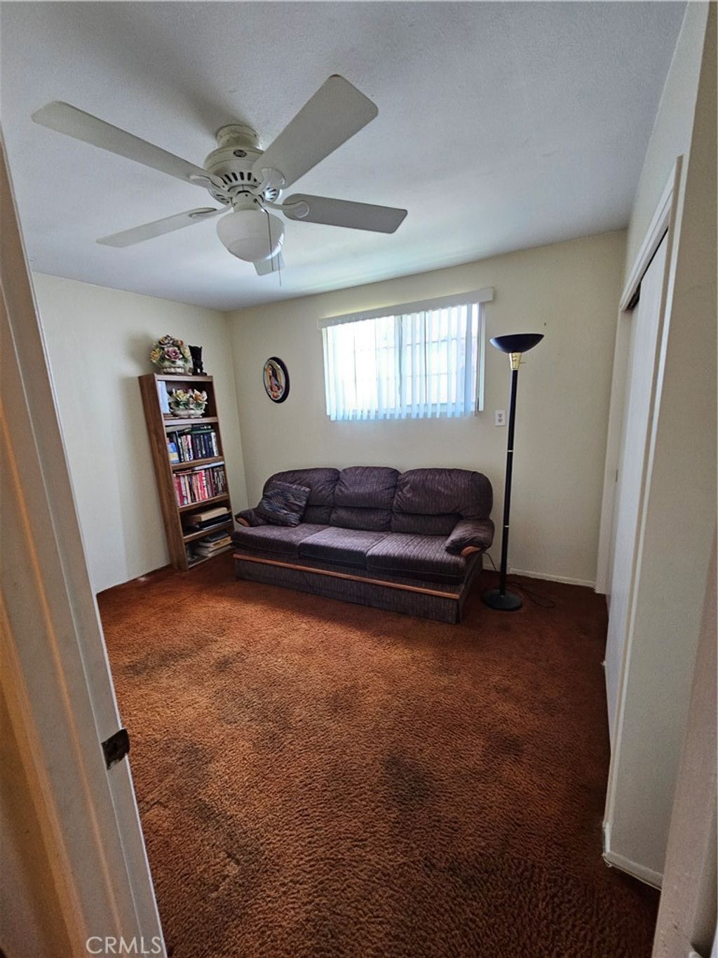 listing image 130729832231930333021