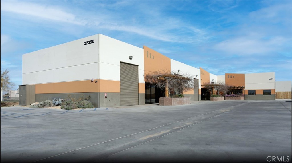 +/-1,400sqft Industrial Unit available for lease. Well maintained Concrete Tilt-Up building with beautiful landscaping. The space offers one grade level roll-up door measuring 14ft tall by 10ft wide. Clear height within the warehouse area is 15ft. The unit offers 2 small office areas and one restroom. Located less than half a mile south of Hwy 18 in The Town of Apple Valley Village Area. Suitable for a wide array of Industrial, Service Commercial, and Automotive uses. Tenant to pay all separately metered utilities.