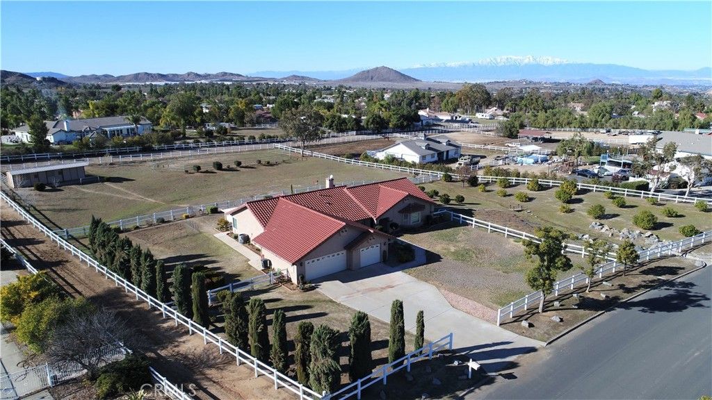 listing image 130726867810150114067