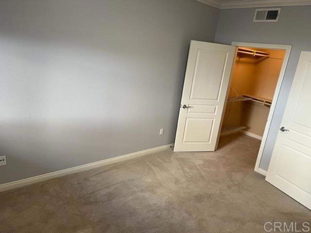 listing image 130728193962669943083