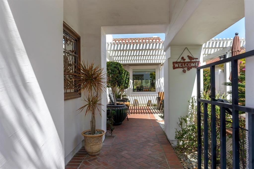 listing image 130720110885401996891