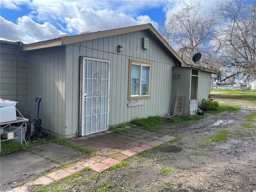 Property includes five (5) building structures on approximately 130,680 square feet of land. Facility features several classrooms, large cafeteria area and kitchen area. Located with signage along Highway 99. Two (2) parking areas. Located within a commercial and residential area. Excellent access to IHighway 99