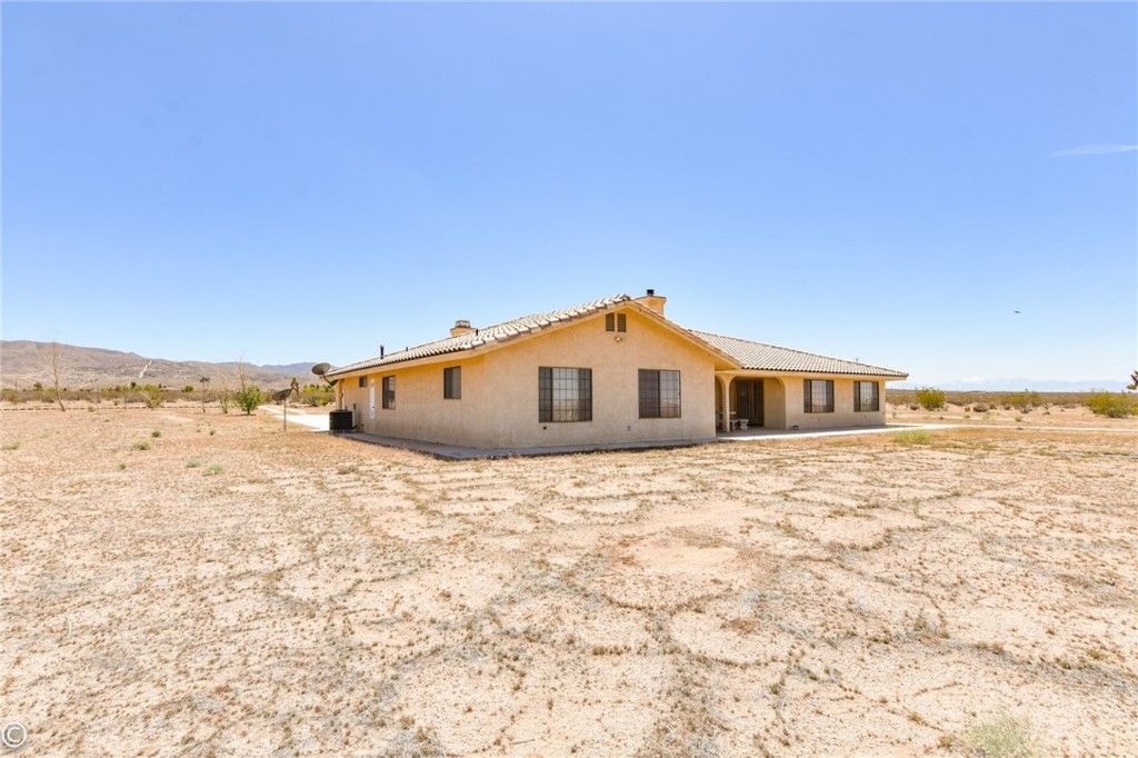 listing image 130726481958028343400