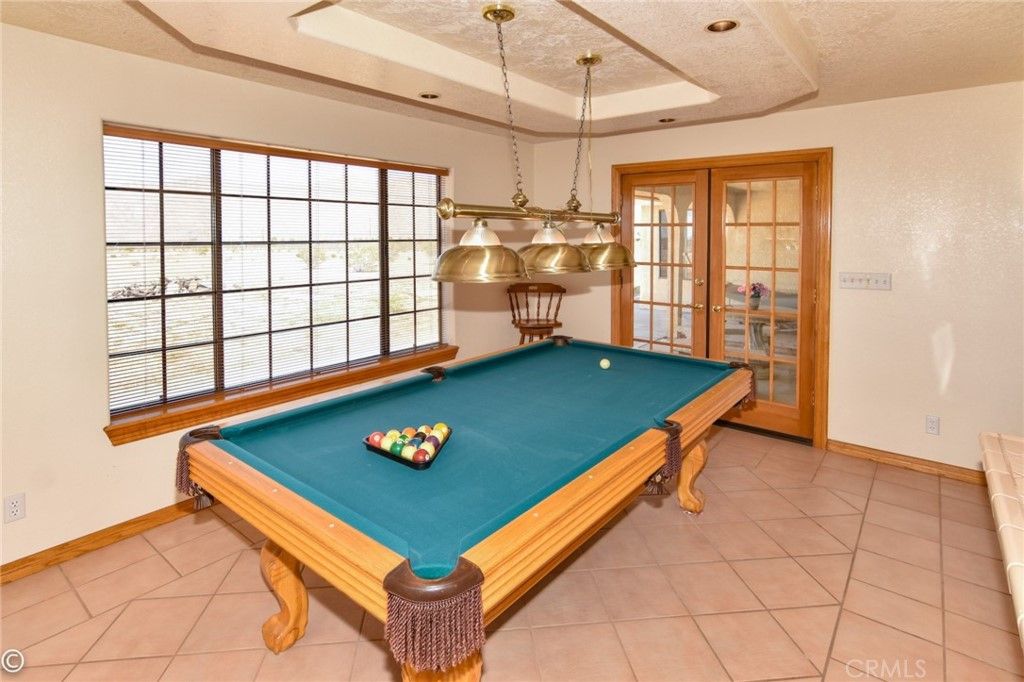 listing image 130722680344719182414