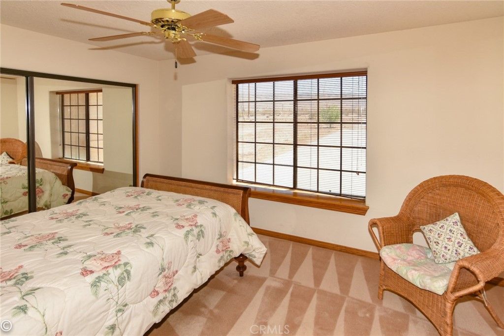listing image 130720644588587514656