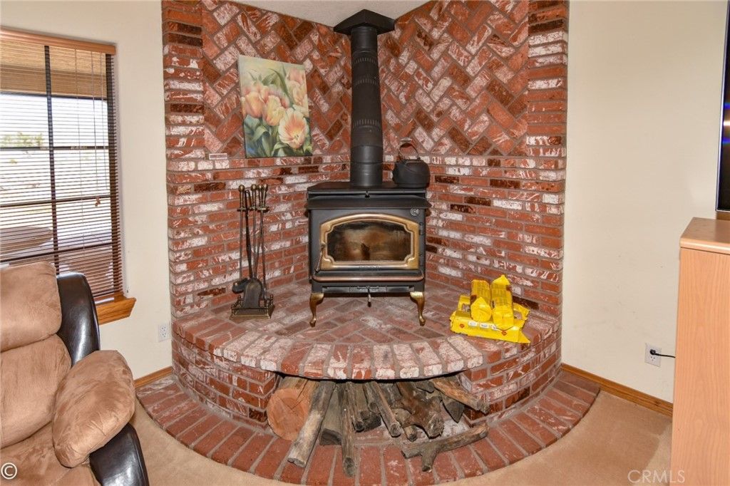 listing image 130722300408223983279