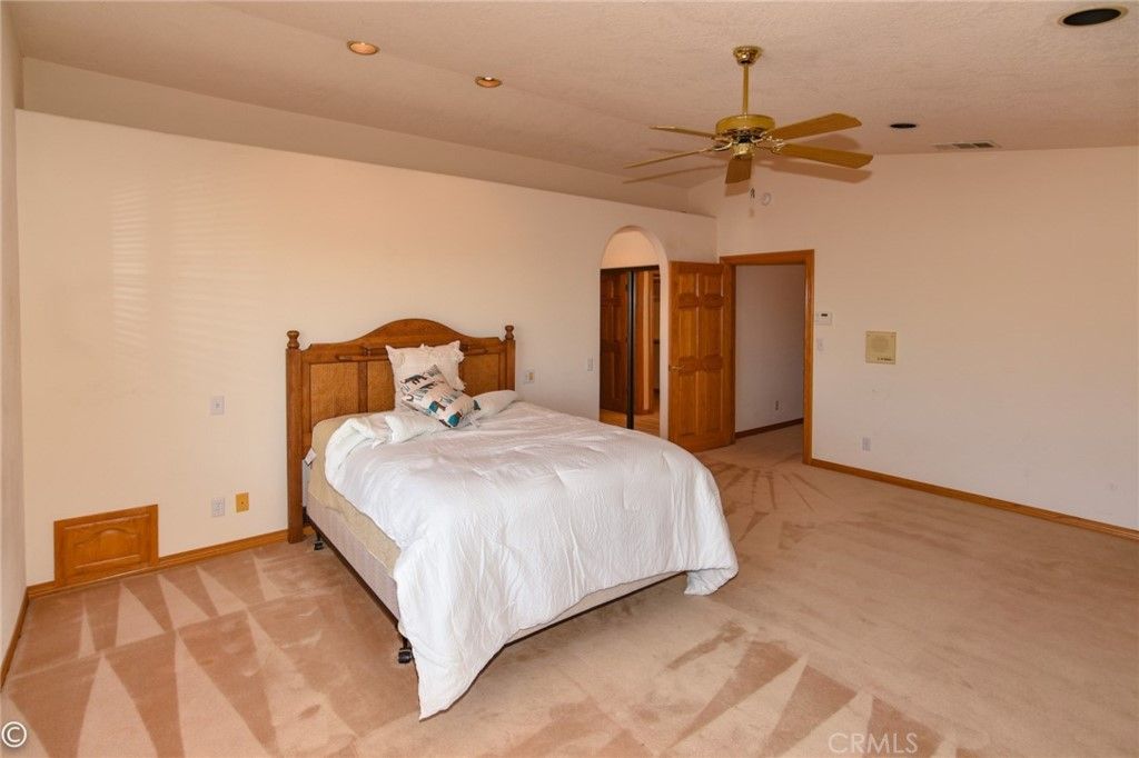 listing image 130721956166285856582