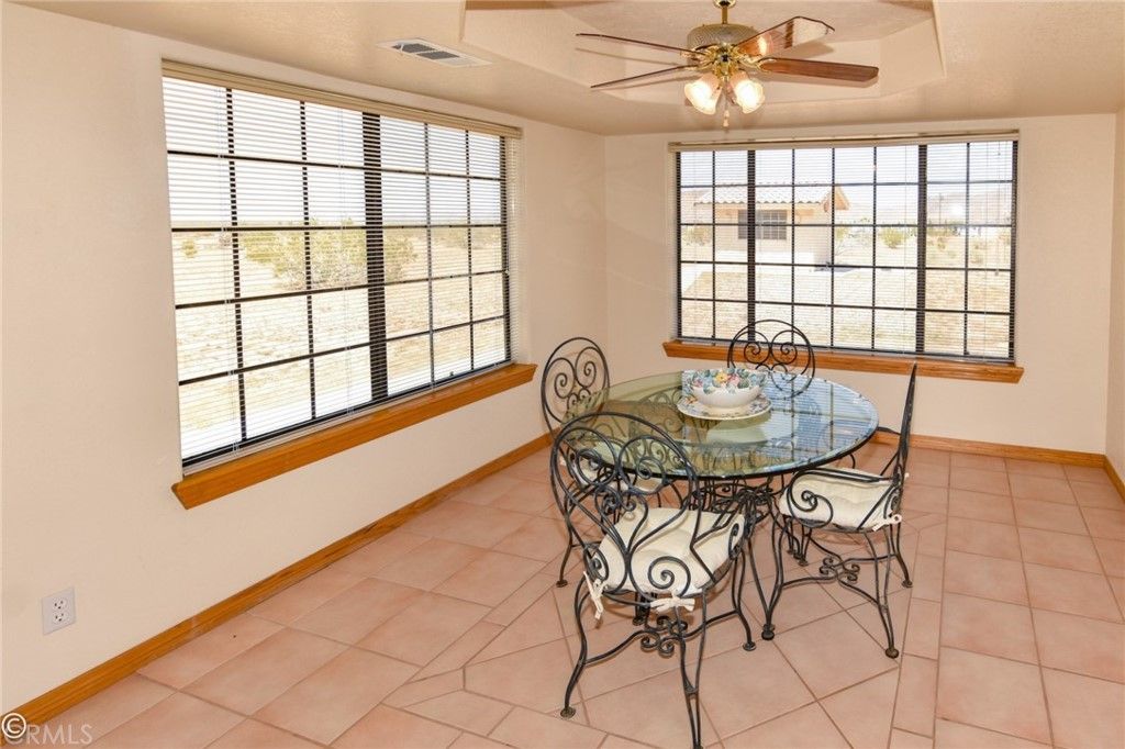 listing image 130720833074207637911