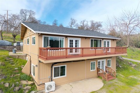 A home in Oroville