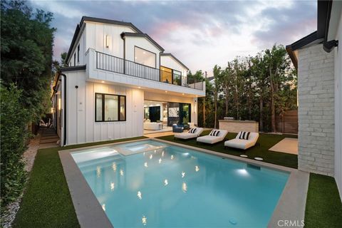 A home in Studio City