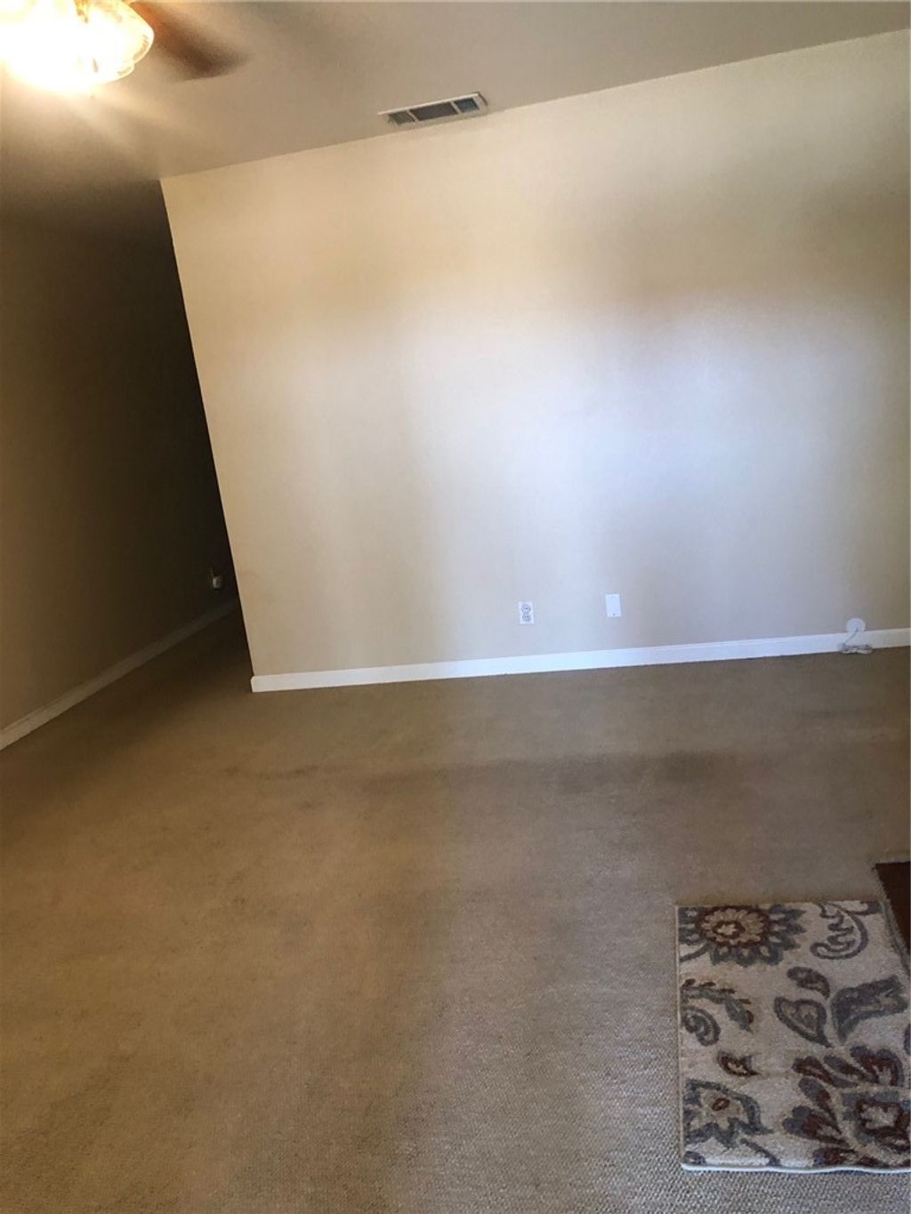 listing image 130729354274382558053
