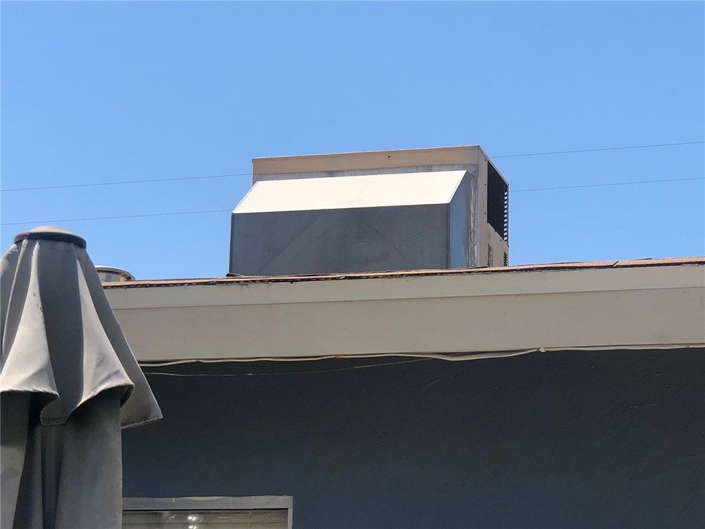 listing image 130720975263250604723