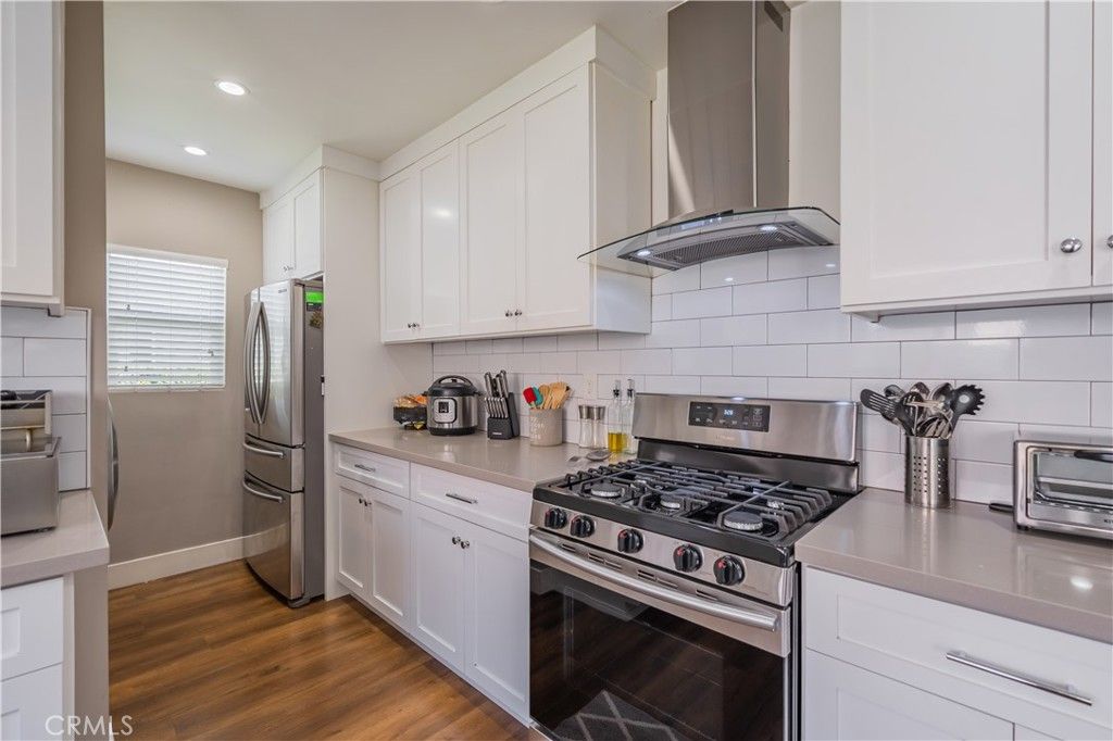 listing image 130722842268773395732
