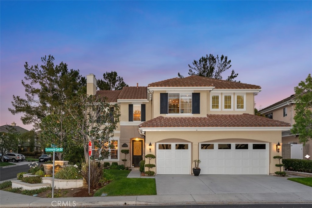 2 Sycamore Canyon Drive