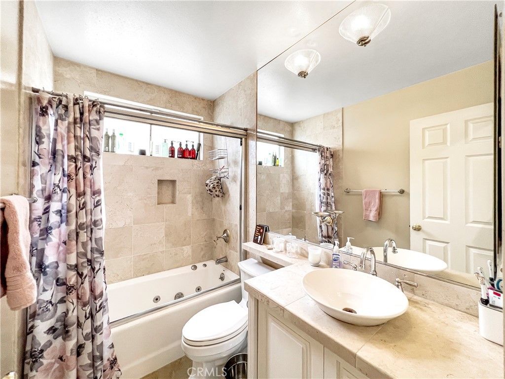 listing image 130721501212629945727