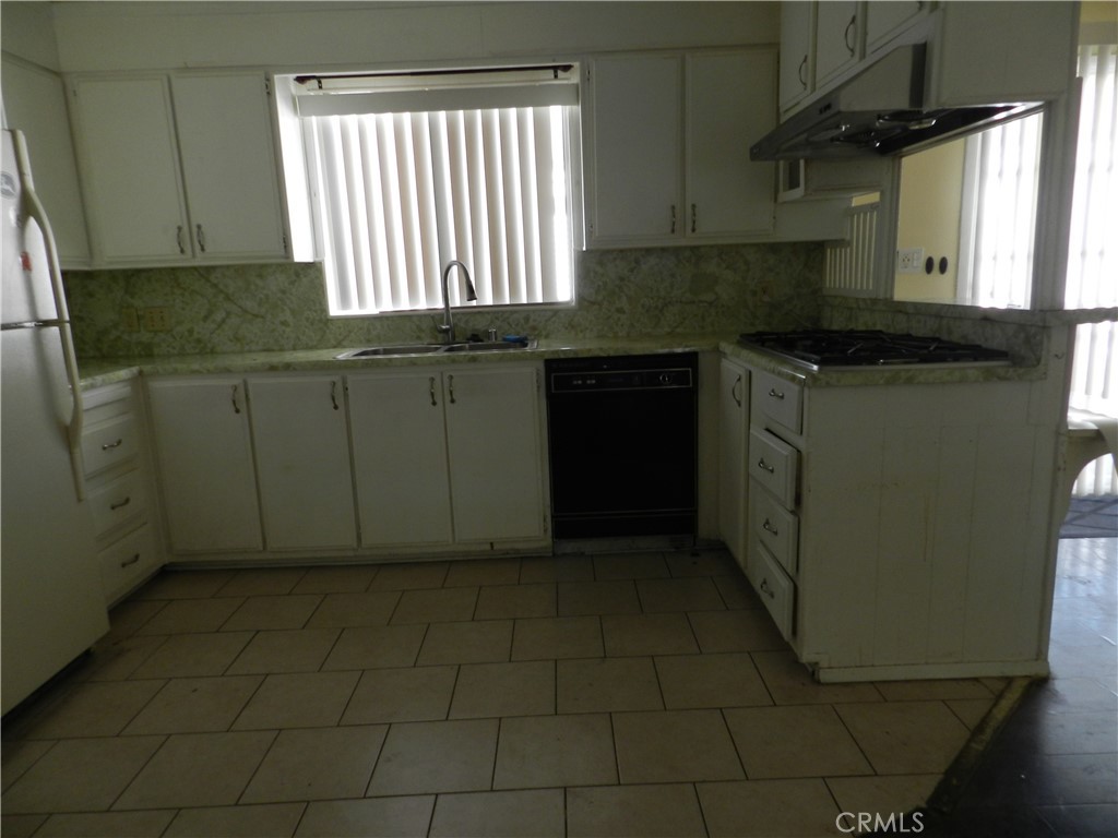 Photo 7 of 17 of 1441 Paso Real Avenue 269 mobile home