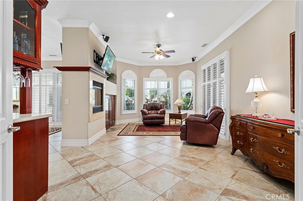 listing image 130725113999217024185