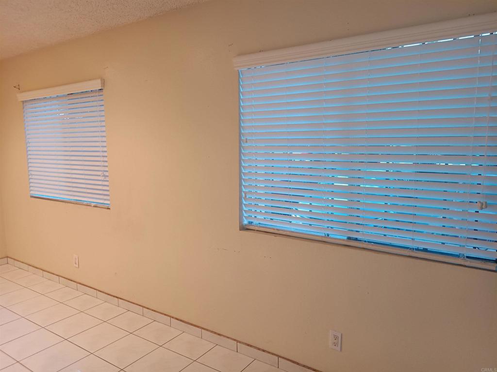 Photo 12 of 18 of 879 W San Ysidro Boulevard 5 townhome