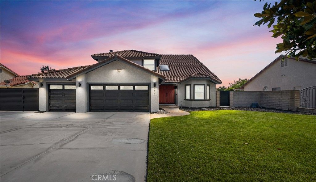 listing image 130726047867241014471