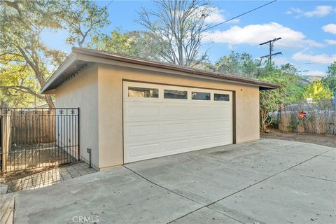 A home in La Crescenta