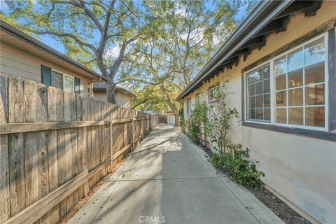 A home in La Crescenta