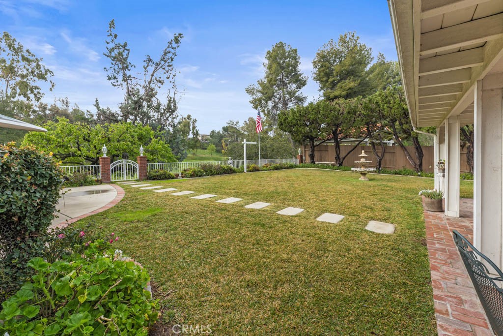Photo 46 of 73 of 1382 Avenida Loma Vista house