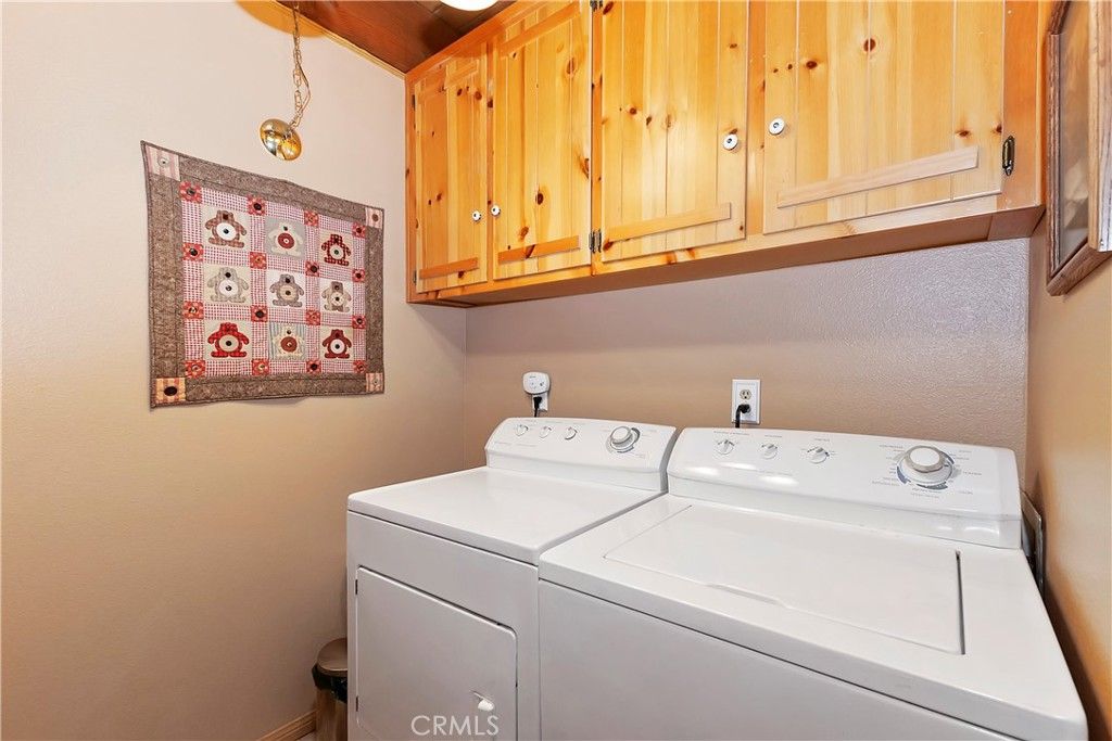 listing image 130722500772872621116