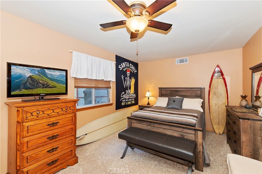 listing image 130725513109966934544