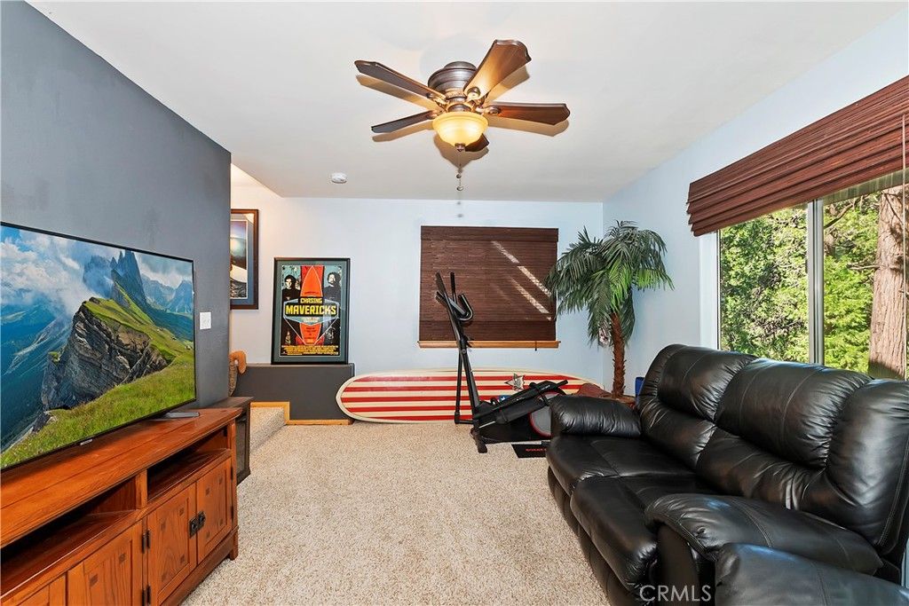 listing image 130720027520997767834