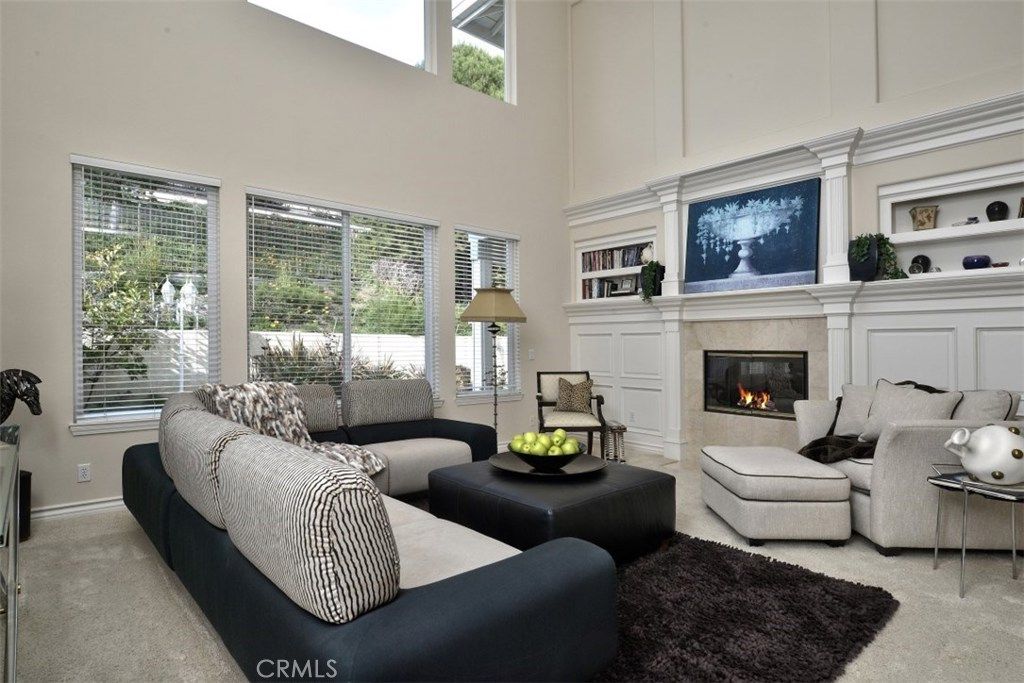 listing image 130725100539554835852