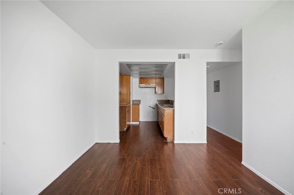 Photo 4 of 13 of 8847 Willis Avenue 36 condo