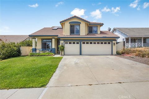 A home in Lake Elsinore