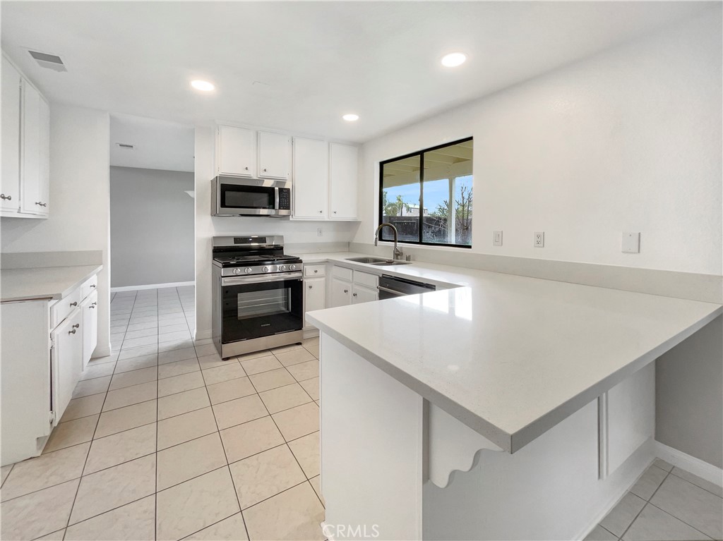 Photo 9 of 24 of 29641 Melitta Road house