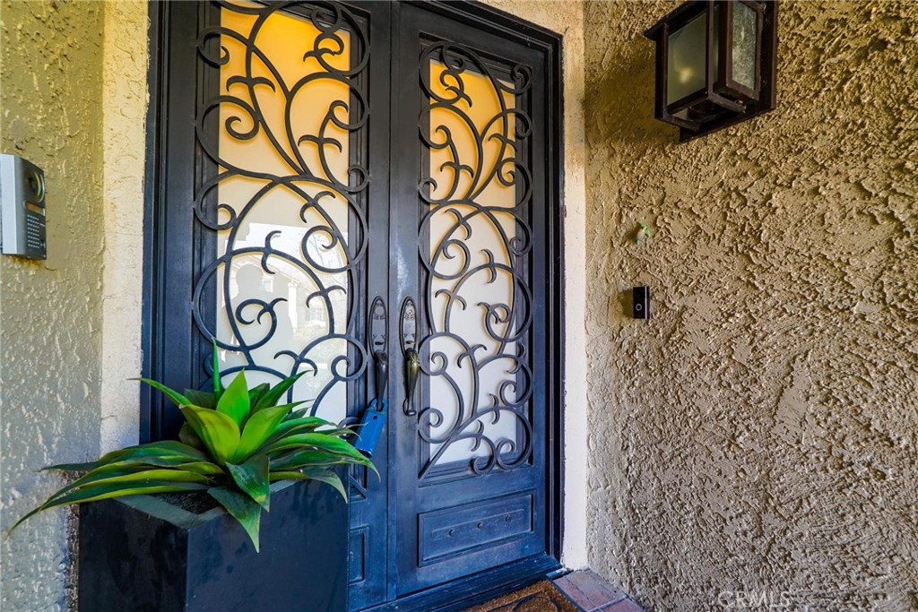 Hidden Valley (HDNV) - Residential