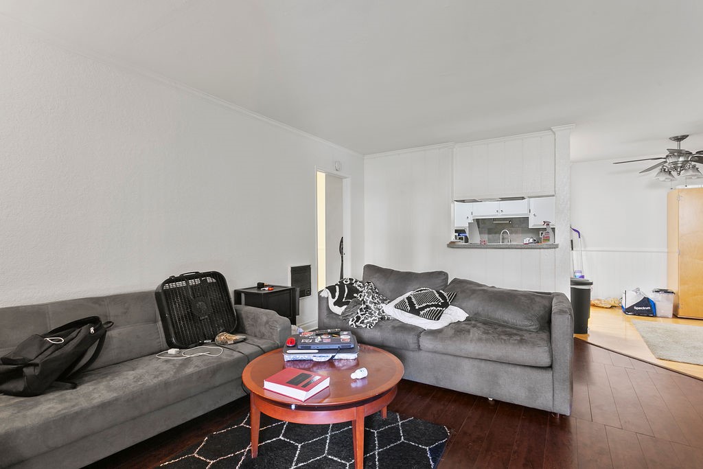 1030 W Macarthur Boulevard 93